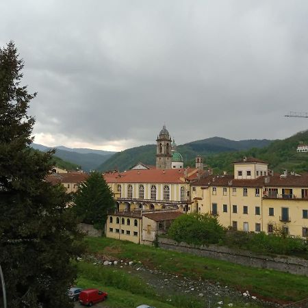Casa Con Vista - Border House - Pontremoli Apartment ภายนอก รูปภาพ