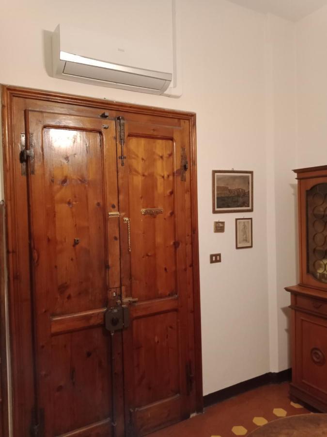 Casa Con Vista - Border House - Pontremoli Apartment ภายนอก รูปภาพ