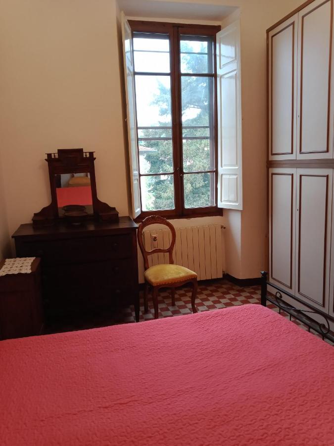 Casa Con Vista - Border House - Pontremoli Apartment ภายนอก รูปภาพ